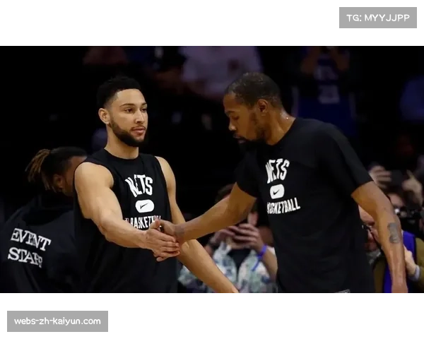 现代锋线功能进化 从3D角色转向战术轴心与篮板拼抢